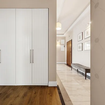 Apartament Marea *